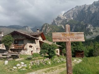 La bella frazione di Viviere (foto A. Valfrè).