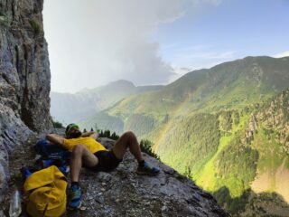 Aspettando la fine del temporale prima di scendere