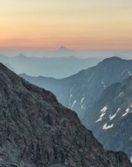 Alba dalle cenge...e il Re che ci saluta ammantato d'oro