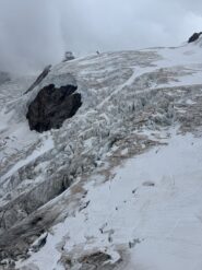Il ghiacciaio sotto la Gnifetti, il caldo si fa sentire