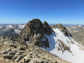 Dalla Cima Est sguardo sulla Centrale, raggiunta poco dopo