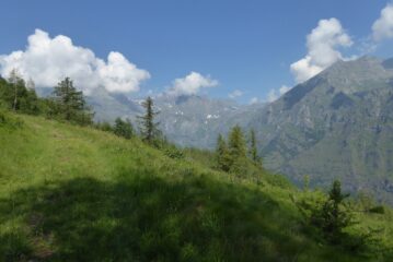 Croce Rossa e Arnas un po' nelle nuvole
