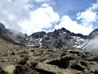 Il bellissimo ambiente della conca delle Forciolline.