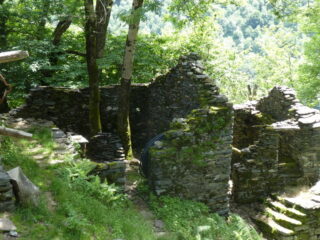 Ruderi di corte Bué