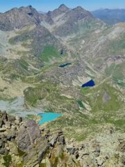 dalla cima vista sui laghi Chiaretto,Fiorenza e Superiore