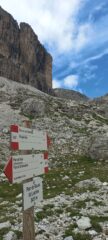 Segnalatica a Pian de Rocies, nella Val Lasties