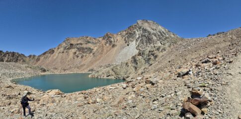 Lago gelato e mont emilius