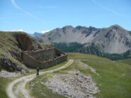 sterrato di salita al Forte Lenlon