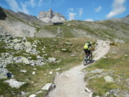 Verso il Rifugio del Thabor...sullo sfondo il Dente Bissort