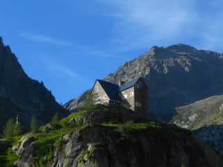Rifugio Migliorero e Monte Laroussa