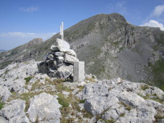 Cima di Gaina con Marguareis alle spalle 