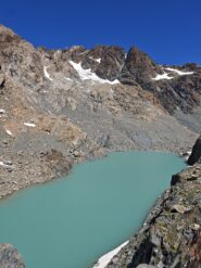 Lago Superiore, posto sotto al Disgrazia
