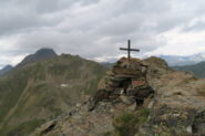 la piccola croce della cima della Tsa