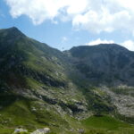 Mombarone, con quel che resta del lago