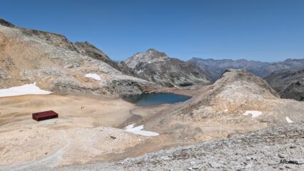 il laghetto e il nuovo bivacco