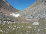 il laghetto sotto il colle è asciutto