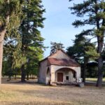 La più modesta chiesetta campestre di San Pietro in Bose.