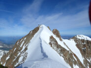 Cima Orientale verso la Centrale Sud Est e i resti dell'antenna